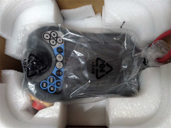 DSQC679 3HAC028357-001 (1)